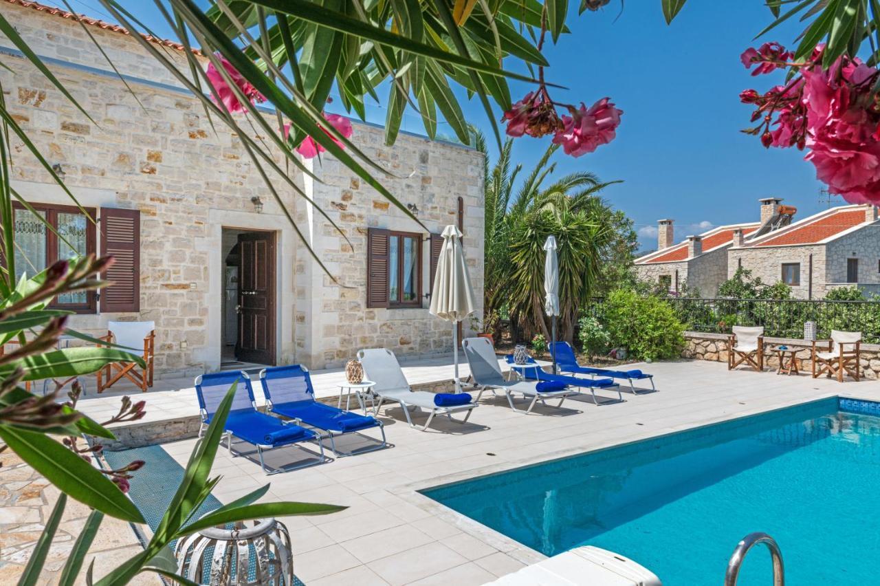 Villa Despina Prinés Buitenkant foto